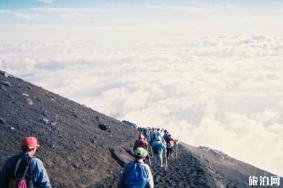 爬富士山需要准备什么