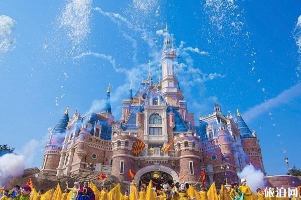 上海迪士尼10月份旅游攻略 上海迪士尼10月中和10月底人多吗
