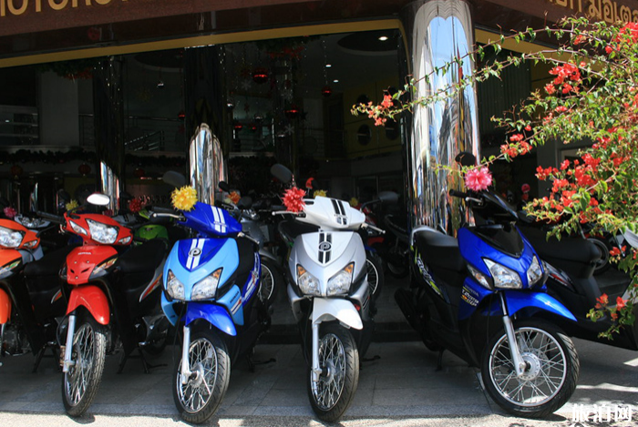 泰国租摩托车多少钱一天 泰国租摩托车需要驾照吗