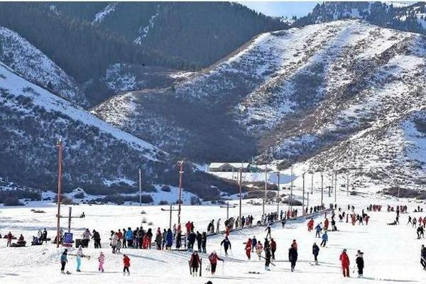 新疆滑雪场有哪些 新疆滑雪场推荐
