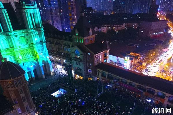 2020武汉光谷步行街跨年倒数 多莫大教堂光影秀
