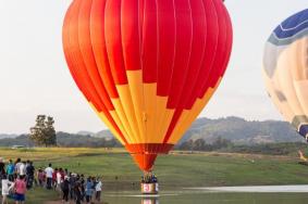 中国游客在泰国乘热气球坠落 泰国乘热气球安全吗