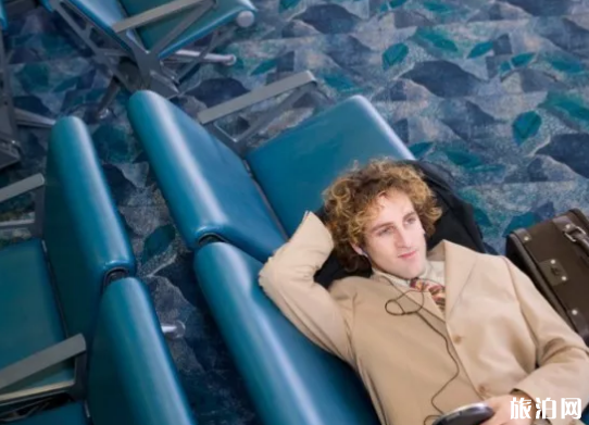 机场延误 哪些地方可以睡 过夜神器
