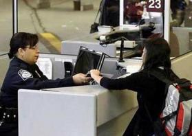 美国洛杉矶机场入境时海关一般会问些什么问题