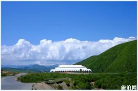 俄么塘花海几月去最好 住宿攻略