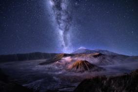 世界上哪个地方的星空最美 哪里可以用天文望远镜看星空