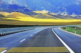 新疆开放所有户外旅游景区 恢复跨省旅游业务