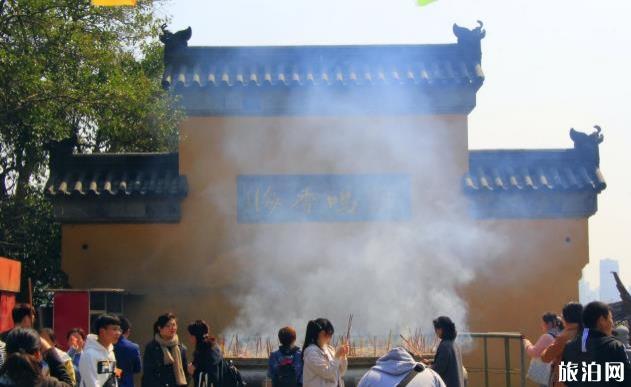 鸡鸣寺历史介绍 鸡鸣寺游玩攻略