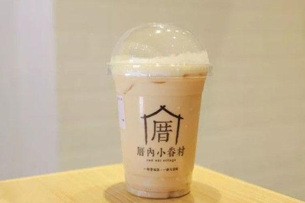 秋天的第一杯奶茶是什么梗 为什么要发红包