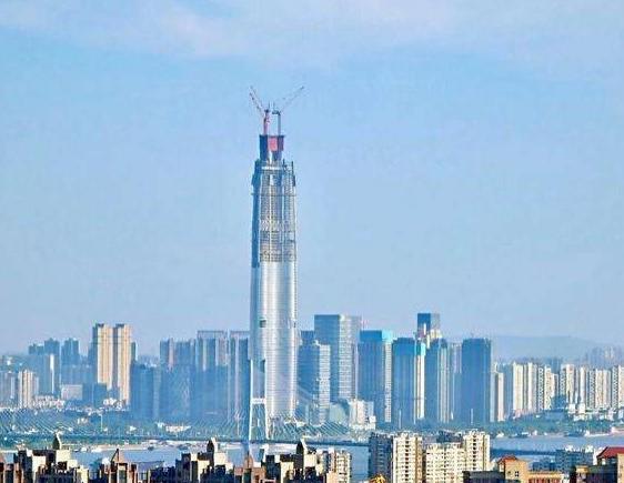 武汉绿地中心有多高  大厦在哪里