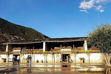 2023霞给藏族文化村旅游攻略 - 门票价格 - 开放时间 - 交通 - 地址 - 电话
