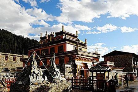 2023霞给藏族文化村旅游攻略 - 门票价格 - 开放时间 - 交通 - 地址 - 电话