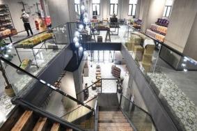 武汉江汉路步行街开街 增加了哪些店铺