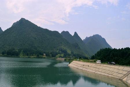2023上林金莲湖旅游攻略 - 门票价格 - 交通 - 简介 - 开放时间 - 地址 - 天气 - 电话
