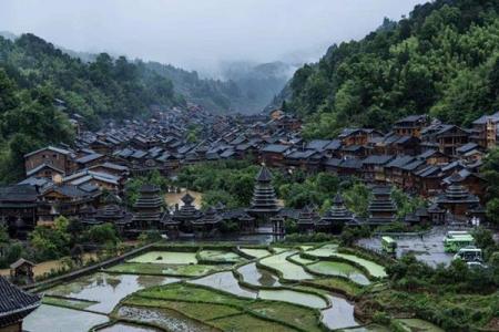 2024三江大侗寨景区旅游攻略 - 门票价格 - 交通 - 简介 - 地址 - 天气 - 电话 - 开放时间