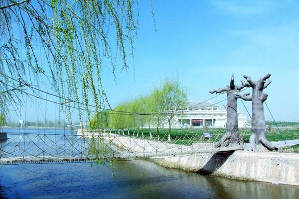 2022新疆张骞公园游玩攻略 - 门票 - 交通 - 天气