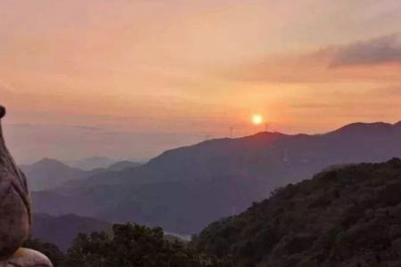 2024昆明观音山旅游攻略 - 门票价格 - 优惠政策 - 开放时间 - 交通 - 地址 - 电话 - 天气