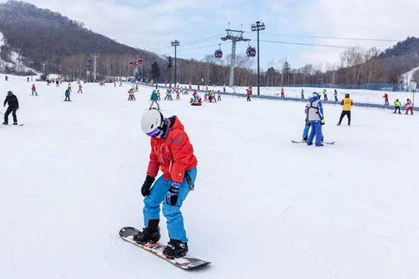 滑雪爱好者的圣地有哪些 滑雪场最全攻略