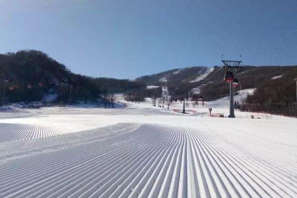 2020新立湖滑雪场门票多少钱 新立湖滑雪场怎么样