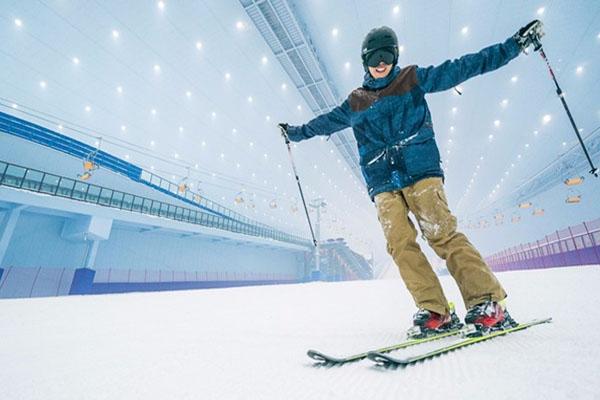 2023哈尔滨融创雪世界滑雪需要预约吗 雪道介绍