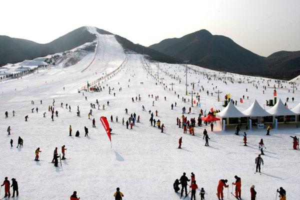 2020-2021天定山滑雪场什么时候开 门票-交通