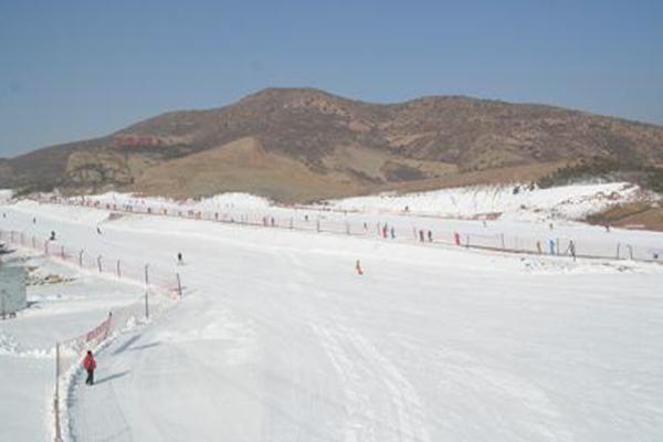 呼和浩特哪里可以滑雪 呼和浩特周边滑雪场有哪些