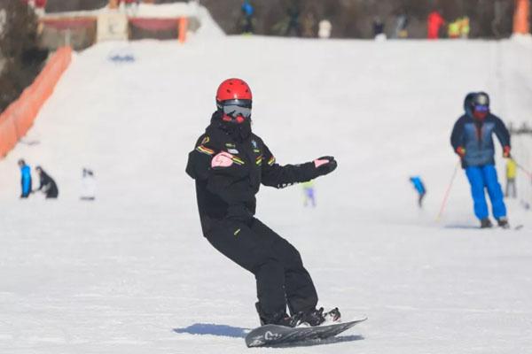 军都山滑雪场2020-2021开放时间
