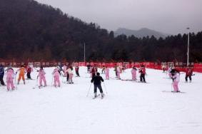 五老峰国际滑雪场怎么样 五老峰国际滑雪场多少钱