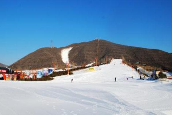 北京军都山滑雪场怎么样 北京军都山滑雪场开放时间2021
