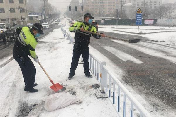 2021甘肃受降雪影响高速公路交通管制措施