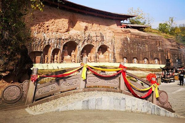 恩施仙佛寺在哪里 恩施仙佛寺门票多少