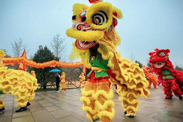 ​春节舞龙舞狮的意义 由来是什么