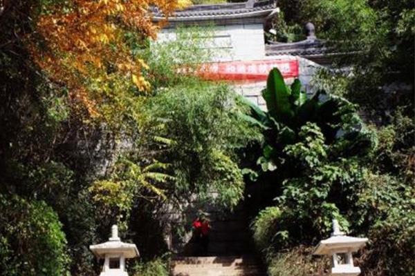 2021年1月26日起西安终南山净业寺暂停对外开放