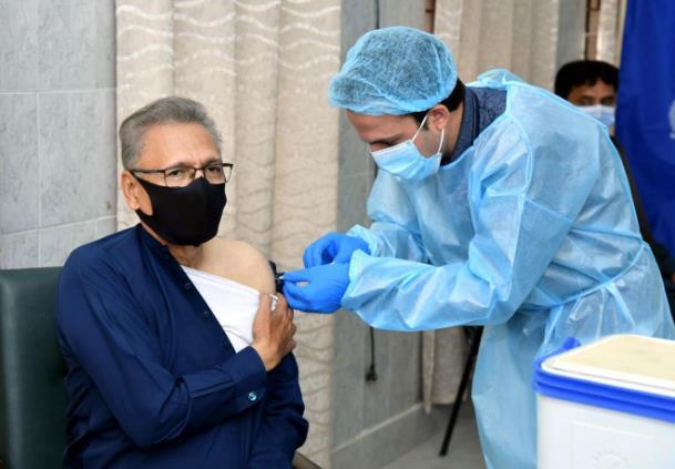 注射中国疫苗的外籍人员可以申请入境签证