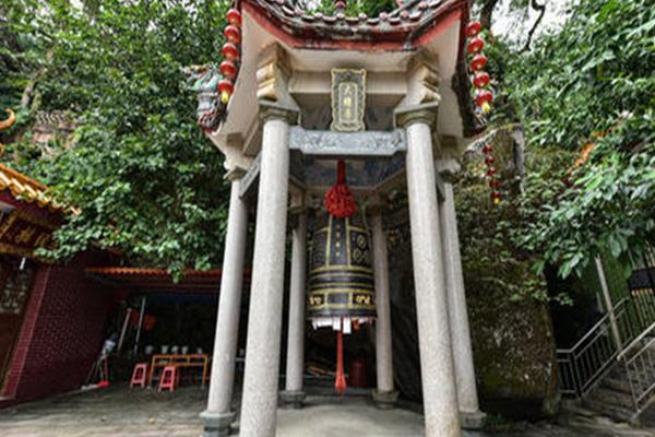 2023西山龙华寺旅游攻略 - 门票价格 - 交通地址 - 简介 - 天气 - 电话 - 开放时间