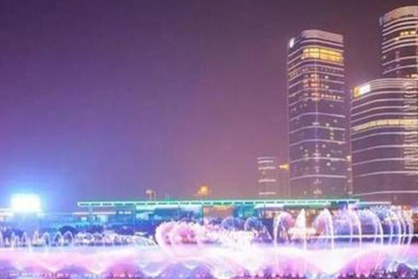 2021苏州湾阅湖台大型音乐喷泉水舞秀开放时间
