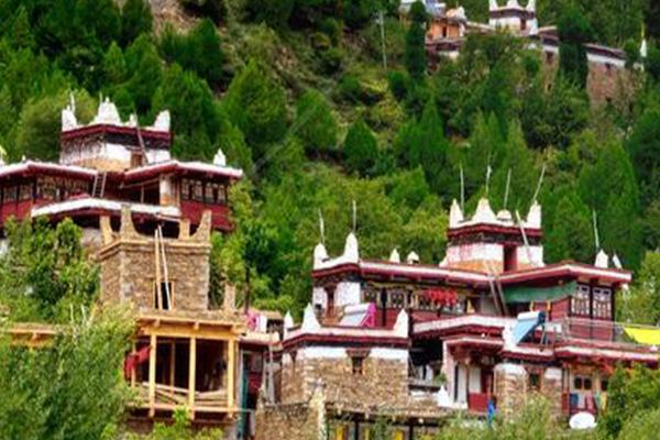 丹巴藏寨最佳旅游时间 丹巴藏寨攻略