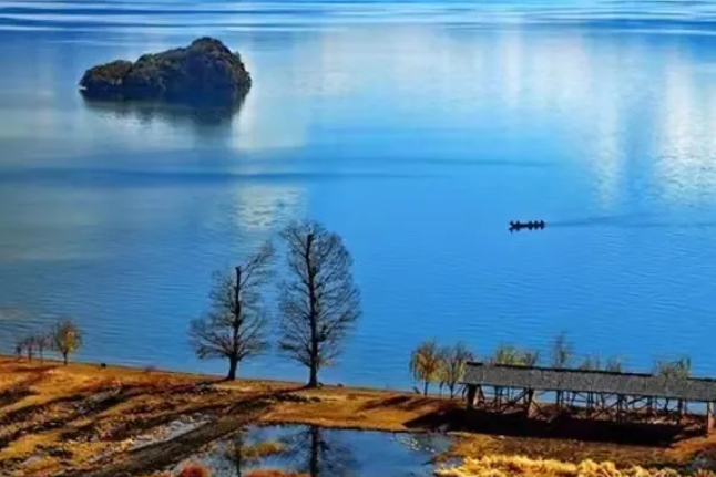 泸沽湖有哪些景点可玩-旅游路线推荐