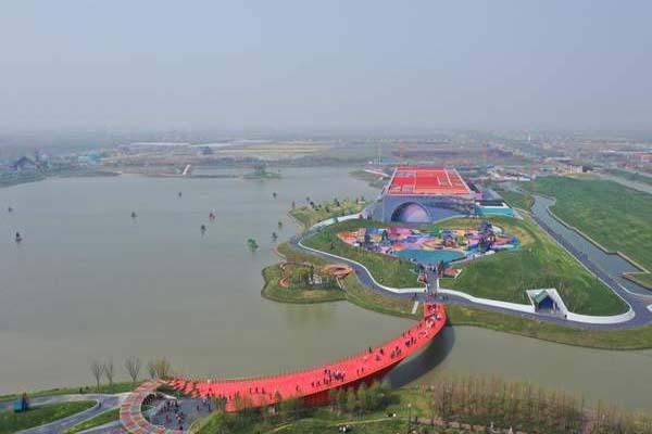 郑州旅游景点推荐 郑州龙湖湿地公园
