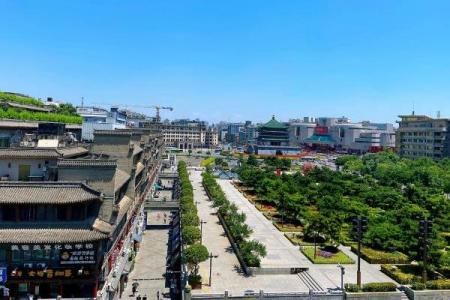 2022西安钟楼旅游攻略 - 门票价格 - 开放时间 - 酒店推荐 - 附近美食 - 简介 - 地址 - 天气
