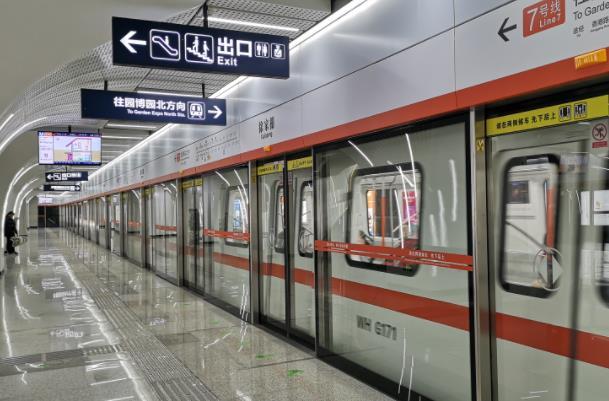 8月武汉江夏区公交地铁恢复运营