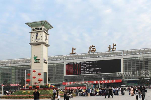 疫情期间上海站铁路暂时关闭中转换乘通道