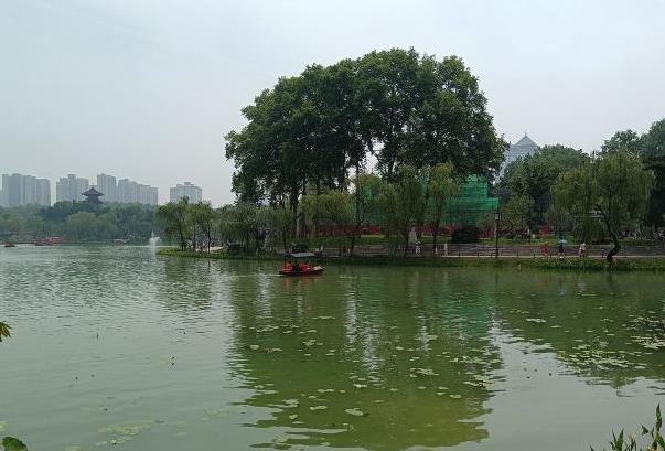 2021因疫情影响西安兴庆公园暂时闭园