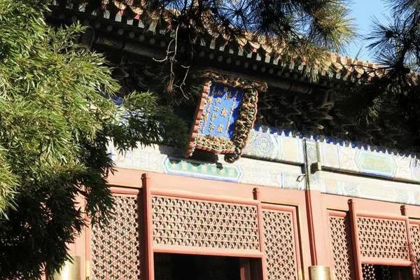 受疫情影响10月27日起北京雍和宫暂停对外开放