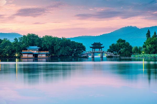 杭州西湖一日游该怎么玩比较好