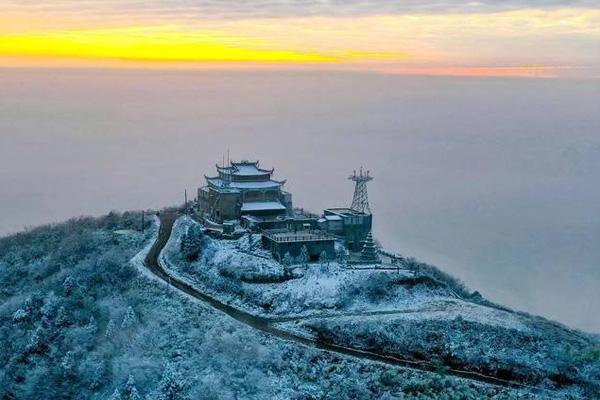重庆渝北华蓥山下雪了吗2021