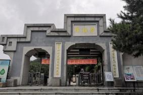 2021因检修维护承德磬锤峰国家森林公园北门关闭索道停运