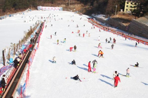 武汉周边滑雪场哪个最好玩