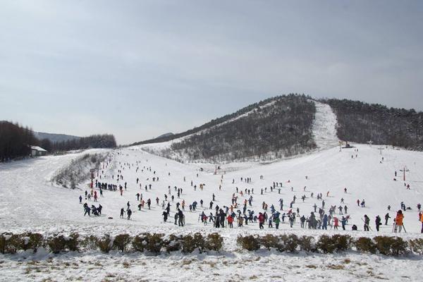 神農(nóng)架滑雪場在哪里個城市 具體屬于哪個省哪個市