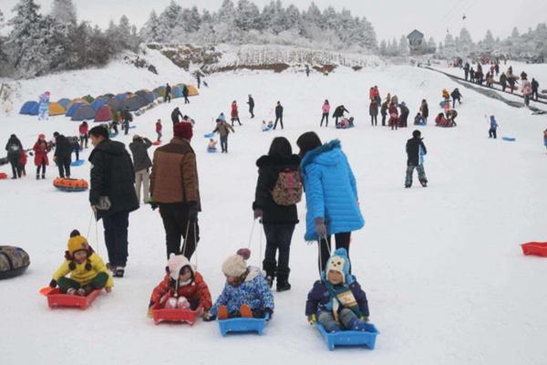 2021武隆仙女山滑雪场门票代价及开放时候